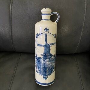 Blue Delft for BOLS Distilleries Gin Decanter Holland Hand Painted Cork Stopper